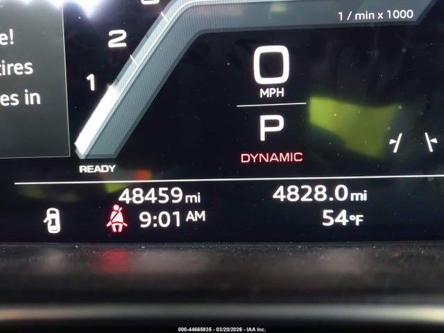 2024 Audi A5 Sportback Premium Plus 45 Tfsi Quattro S Tronic მანქანა იყიდება აუქციონზე, vin: WAUFACF57RA010542, აუქციონის ნომერი: 44665935