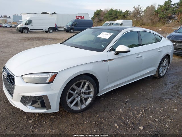 2024 Audi A5 Sportback Premium Plus 45 Tfsi Quattro S Tronic მანქანა იყიდება აუქციონზე, vin: WAUFACF57RA010542, აუქციონის ნომერი: 44665935