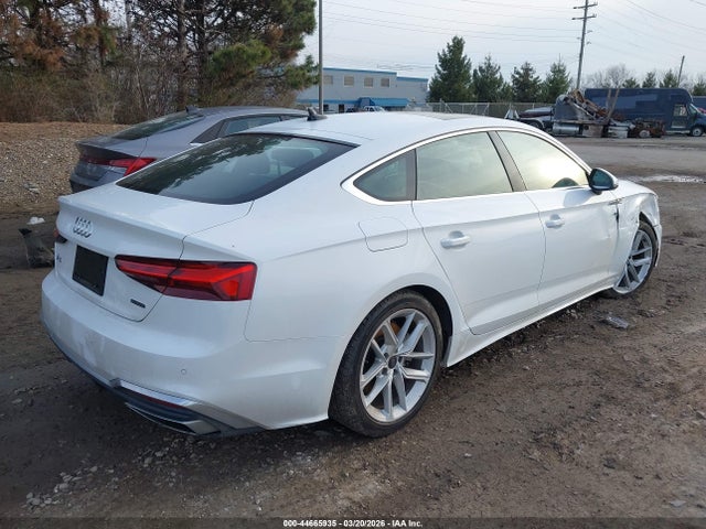 2024 Audi A5 Sportback Premium Plus 45 Tfsi Quattro S Tronic მანქანა იყიდება აუქციონზე, vin: WAUFACF57RA010542, აუქციონის ნომერი: 44665935