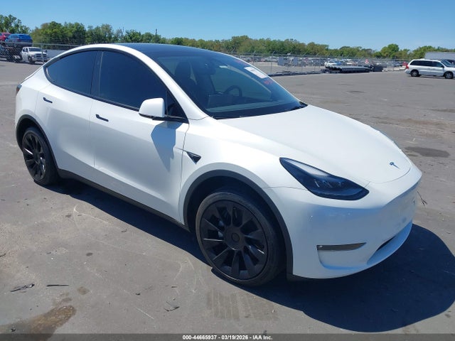 2023 TESLA MODEL Y 7SAYGDEE7PF887900 Photo 0