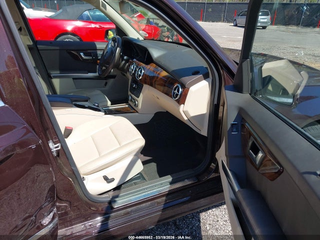 Продажа на аукционе авто 2013 Mercedes-benz Glk 350, vin: WDCGG5HB1DF990635, номер лота: 44665952