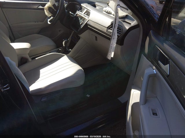 Продаж на аукціоні авто 2022 Volkswagen Tiguan 2.0t Se, vin: 3VV3B7AX9NM021284, номер лоту: 44665969