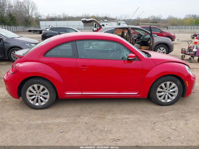 44665976 :رقم المزاد ، 3VWFD7AT4KM709155 vin ، 2019 Volkswagen Beetle مزاد بيع