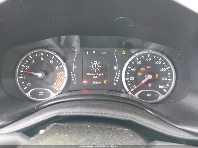 2023 Jeep Renegade Latitude 4x4 მანქანა იყიდება აუქციონზე, vin: ZACNJDB15PPP60765, აუქციონის ნომერი: 44666021