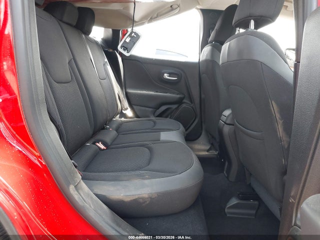 2023 Jeep Renegade Latitude 4x4 მანქანა იყიდება აუქციონზე, vin: ZACNJDB15PPP60765, აუქციონის ნომერი: 44666021