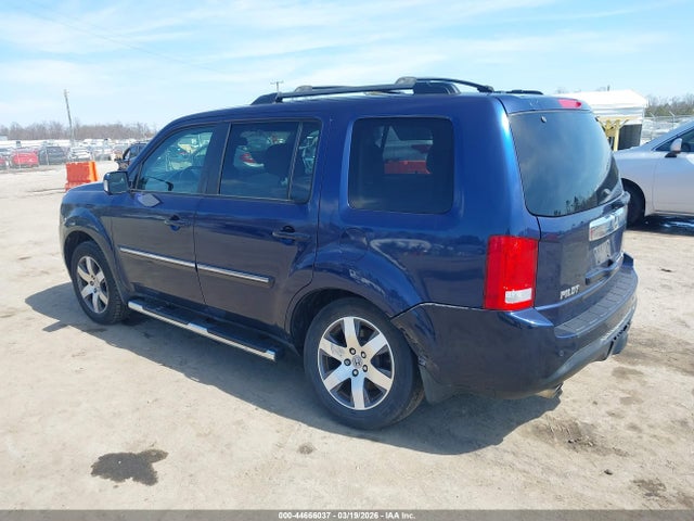 Honda Pilot Touring 2015 5FNYF4H99FB035772 Image 3