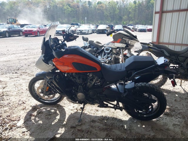 1HD1ZES11MB304248 Harley-Davidson Ra1250 S