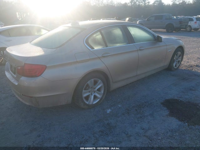 2013 BMW 528I WBAXG5C55DDY36073 Photo 3