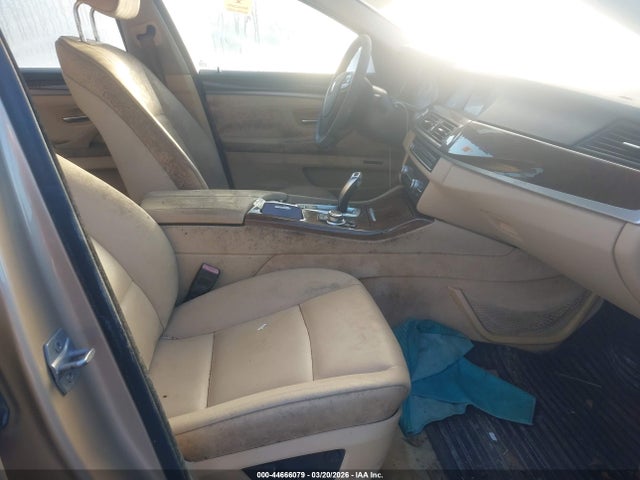 2013 BMW 528I WBAXG5C55DDY36073 Photo 4