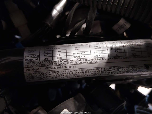 44666099 :رقم المزاد ، MD2JUJ408RN208131 vin ، 2024 Husqvarna Vitpilen 401/svartpilen 401 مزاد بيع