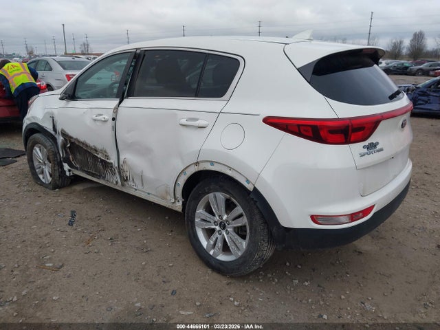 Продажа на аукционе авто 2018 Kia Sportage Lx, vin: KNDPMCAC9J7430583, номер лота: 44666101