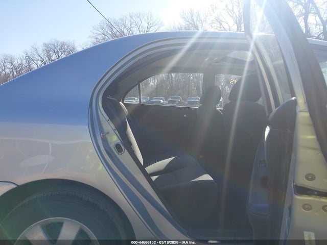 2004 TOYOTA COROLLA 1NXBR32E74Z232033 Photo 7