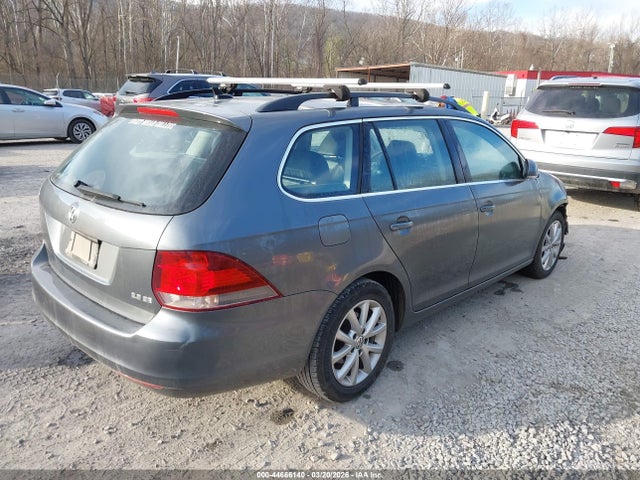 44666140 :رقم المزاد ، 3VWPP7AJ7CM665552 vin ، 2012 Volkswagen Jetta Sportwagen 2.5l Se مزاد بيع