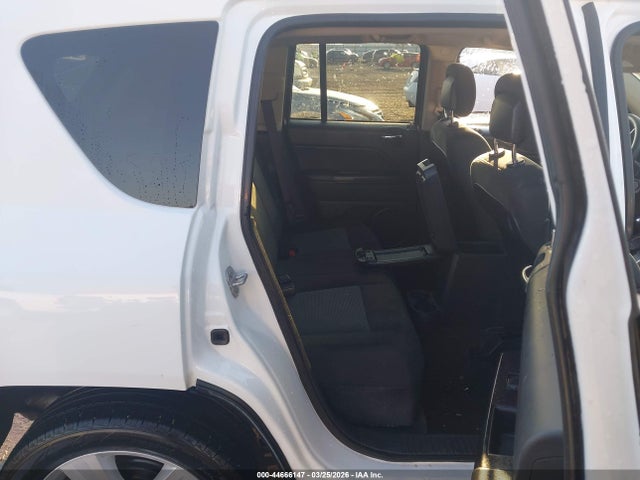 2016 Jeep Compass Sport მანქანა იყიდება აუქციონზე, vin: 1C4NJCBA9GD743141, აუქციონის ნომერი: 44666147