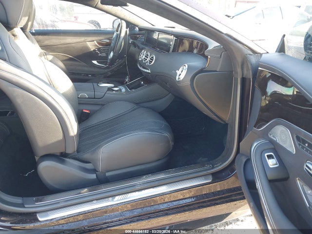 44666182 :رقم المزاد ، WDDXJ7JB7HA030368 vin ، 2017 Mercedes-benz Amg S 63 4matic مزاد بيع