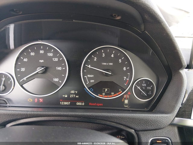 Aukcja sprzedaży 2017 Bmw 320i Xdrive, vin: WBA8A3C32HK693187, numer aukcji: 44666223