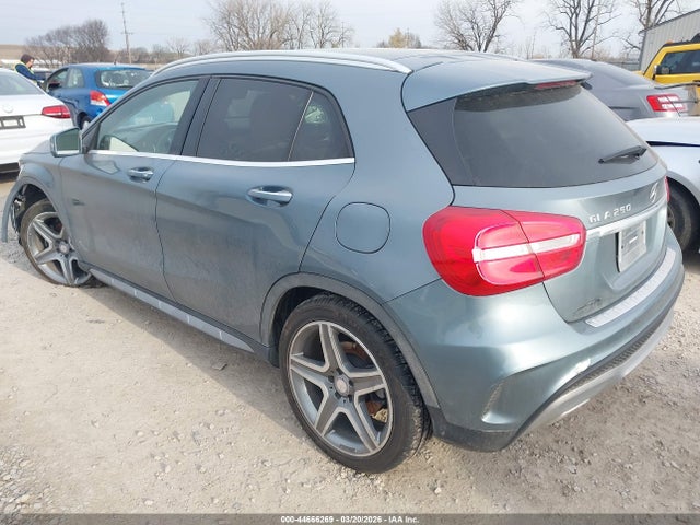 2015 MERCEDES-BENZ GLA 250 WDCTG4EB3FJ127655 Photo 2