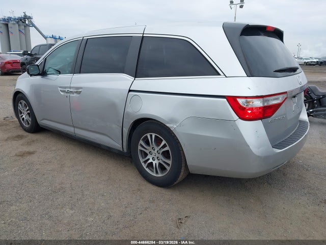 2011 HONDA ODYSSEY 5FNRL5H49BB063704 Photo 2