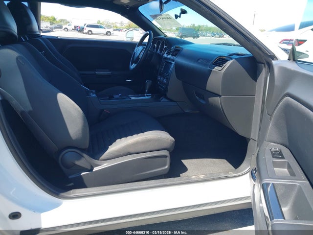 Продажа на аукционе авто 2012 Dodge Challenger Sxt, vin: 2C3CDYAG5CH186358, номер лота: 44666310
