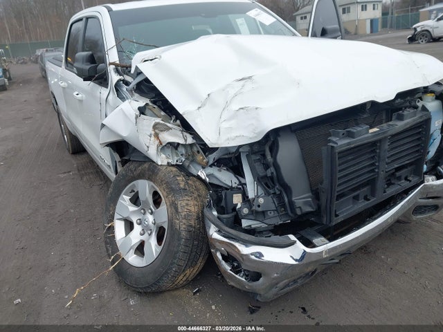Продажа на аукционе авто 2022 Ram 1500 Big Horn  4x4 6'4 Box, vin: 1C6SRFMT3NN267124, номер лота: 44666327