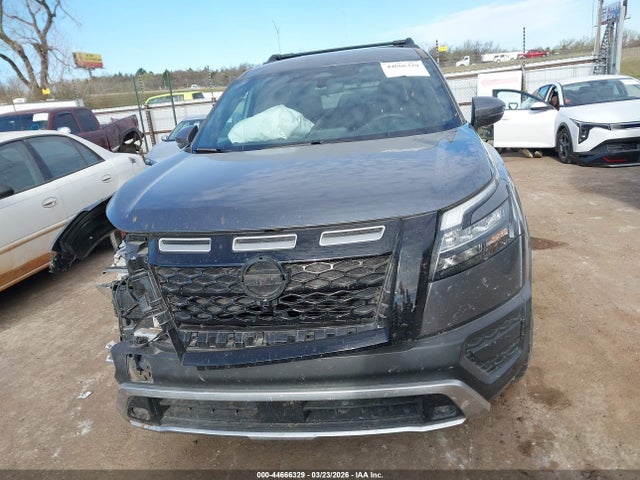 2025 Nissan Pathfinder Rock Creek 4wd მანქანა იყიდება აუქციონზე, vin: 5N1DR3BD3SC205009, აუქციონის ნომერი: 44666329