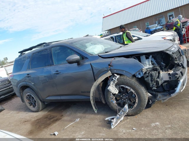 2025 Nissan Pathfinder Rock Creek 4wd მანქანა იყიდება აუქციონზე, vin: 5N1DR3BD3SC205009, აუქციონის ნომერი: 44666329
