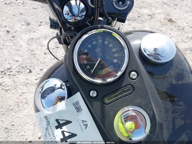1HD1GXM17HC311185 Harley-Davidson Fxdb Dyna Street Bob