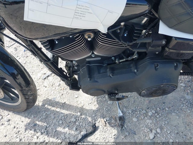 1HD1GXM17HC311185 Harley-Davidson Fxdb Dyna Street Bob