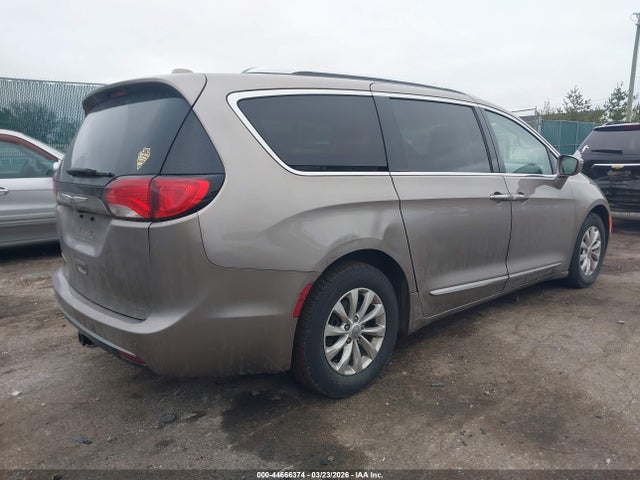 Aukcja sprzedaży 2018 Chrysler Pacifica Touring L, vin: 2C4RC1BG6JR295210, numer aukcji: 44666374
