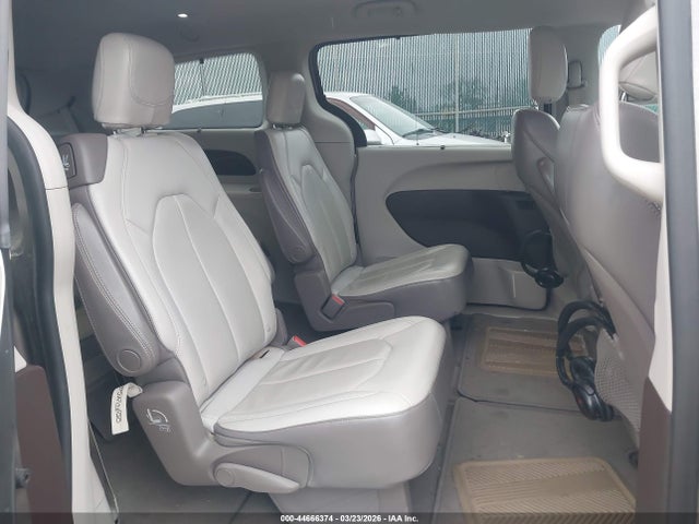 Aukcja sprzedaży 2018 Chrysler Pacifica Touring L, vin: 2C4RC1BG6JR295210, numer aukcji: 44666374