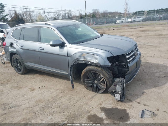 2018 VOLKSWAGEN ATLAS 1V2NR2CA0JC559557