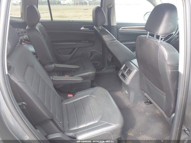 2018 VOLKSWAGEN ATLAS 1V2NR2CA0JC559557 Photo 7