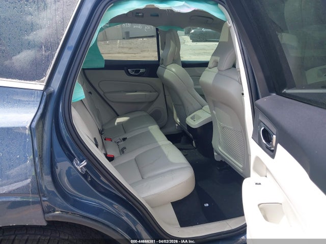 Продаж на аукціоні авто 2019 Volvo Xc60 T6 Momentum, vin: LYVA22RK7KB220854, номер лоту: 44666381