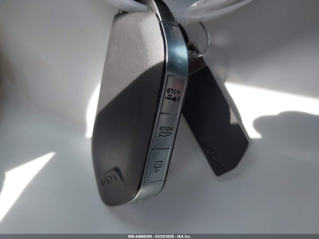 2025 Kia K4 Lxs მანქანა იყიდება აუქციონზე, vin: 3KPFT4DE2SE026141, აუქციონის ნომერი: 44666395