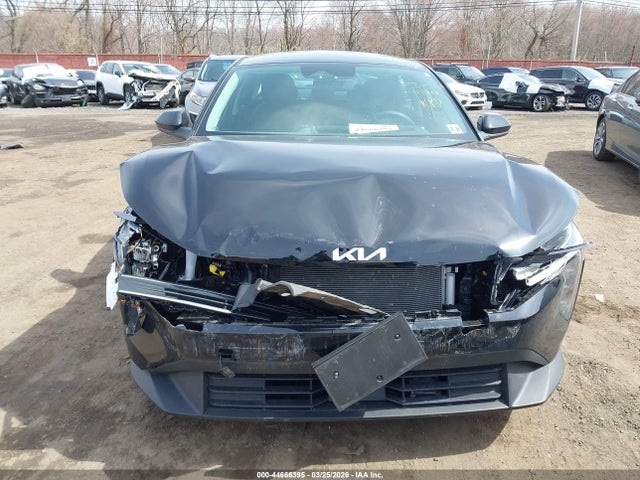 2025 Kia K4 Lxs მანქანა იყიდება აუქციონზე, vin: 3KPFT4DE2SE026141, აუქციონის ნომერი: 44666395
