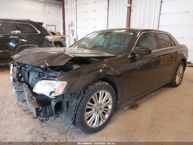 Auction sale of the 2013 Chrysler 300 Motown, vin: 2C3CCARG2DH711778, lot number: 44666400