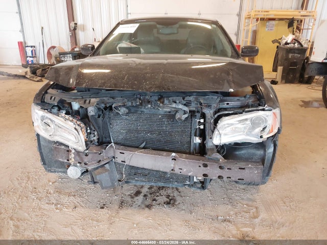 Auction sale of the 2013 Chrysler 300 Motown, vin: 2C3CCARG2DH711778, lot number: 44666400