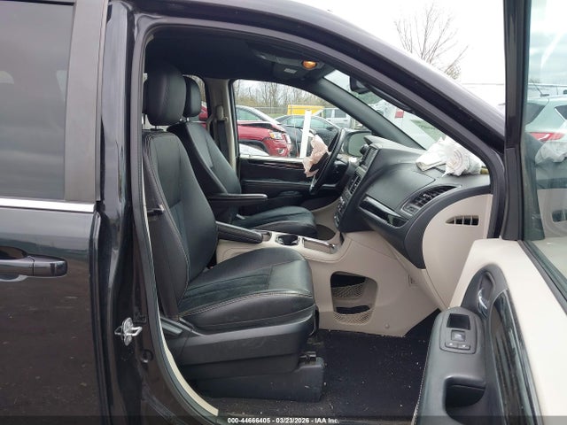 Продаж на аукціоні авто 2018 Dodge Grand Caravan Sxt, vin: 2C4RDGCG2JR207249, номер лоту: 44666405