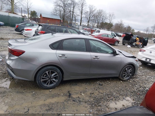 2023 Kia Forte Lxs მანქანა იყიდება აუქციონზე, vin: 3KPF24AD3PE547519, აუქციონის ნომერი: 44666417