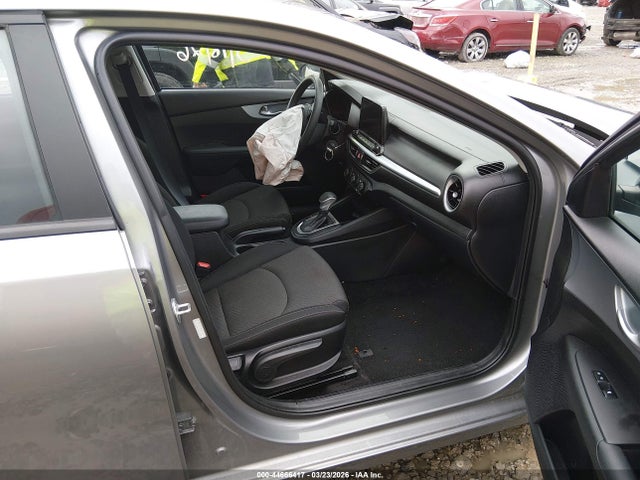 2023 Kia Forte Lxs მანქანა იყიდება აუქციონზე, vin: 3KPF24AD3PE547519, აუქციონის ნომერი: 44666417