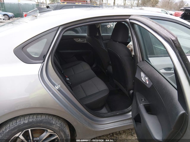 2023 Kia Forte Lxs მანქანა იყიდება აუქციონზე, vin: 3KPF24AD3PE547519, აუქციონის ნომერი: 44666417