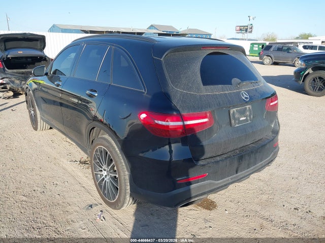 44666437 :رقم المزاد ، WDC0G4JB1JV100738 vin ، 2018 Mercedes-benz Glc 300 مزاد بيع