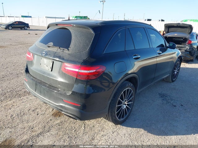 44666437 :رقم المزاد ، WDC0G4JB1JV100738 vin ، 2018 Mercedes-benz Glc 300 مزاد بيع