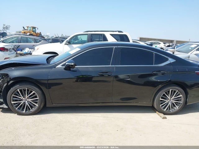 44666456 :رقم المزاد ، 58ADA1C17RU040272 vin ، 2024 Lexus Es 300h مزاد بيع