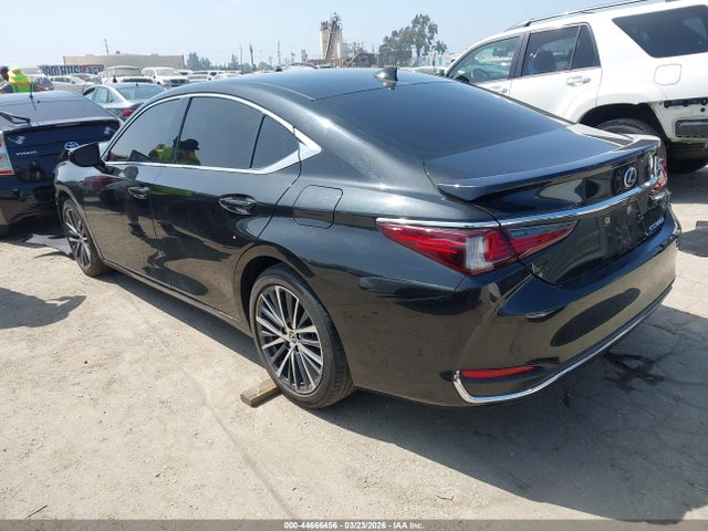 44666456 :رقم المزاد ، 58ADA1C17RU040272 vin ، 2024 Lexus Es 300h مزاد بيع