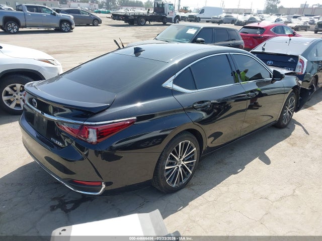 44666456 :رقم المزاد ، 58ADA1C17RU040272 vin ، 2024 Lexus Es 300h مزاد بيع