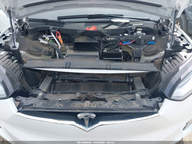 5YJXCBE26KF160805 Tesla Model X 100d/75d/long Range