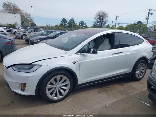 5YJXCBE26KF160805 Tesla Model X 100d/75d/long Range