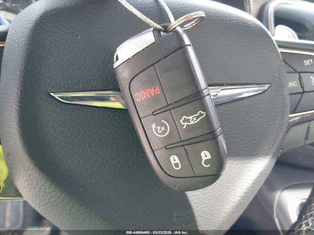 Aukcja sprzedaży 2015 Chrysler 200 C, vin: 1C3CCCEG9FN551006, numer aukcji: 44666465