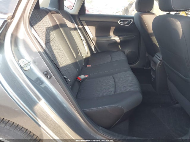 3N1AB7AP2KY243193 Nissan SENTRA SV